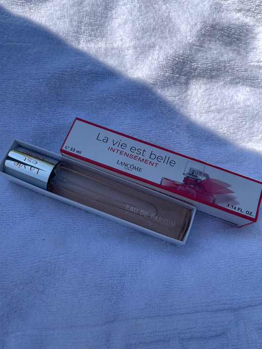 Parfum la vie est belle intensément